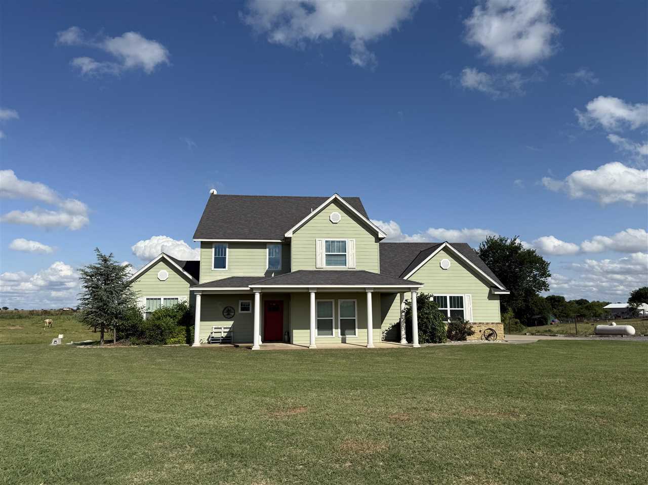 Property Photo: 2380 NE 135th St OK 73507