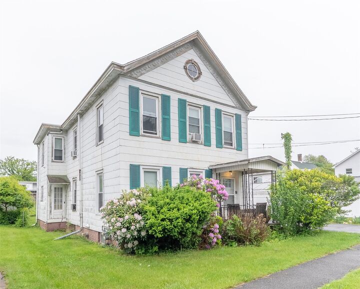 185 Green Street  Port Ewen NY 12401 photo