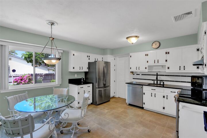 Property Photo:  275 Kerry Street  NY 11741 