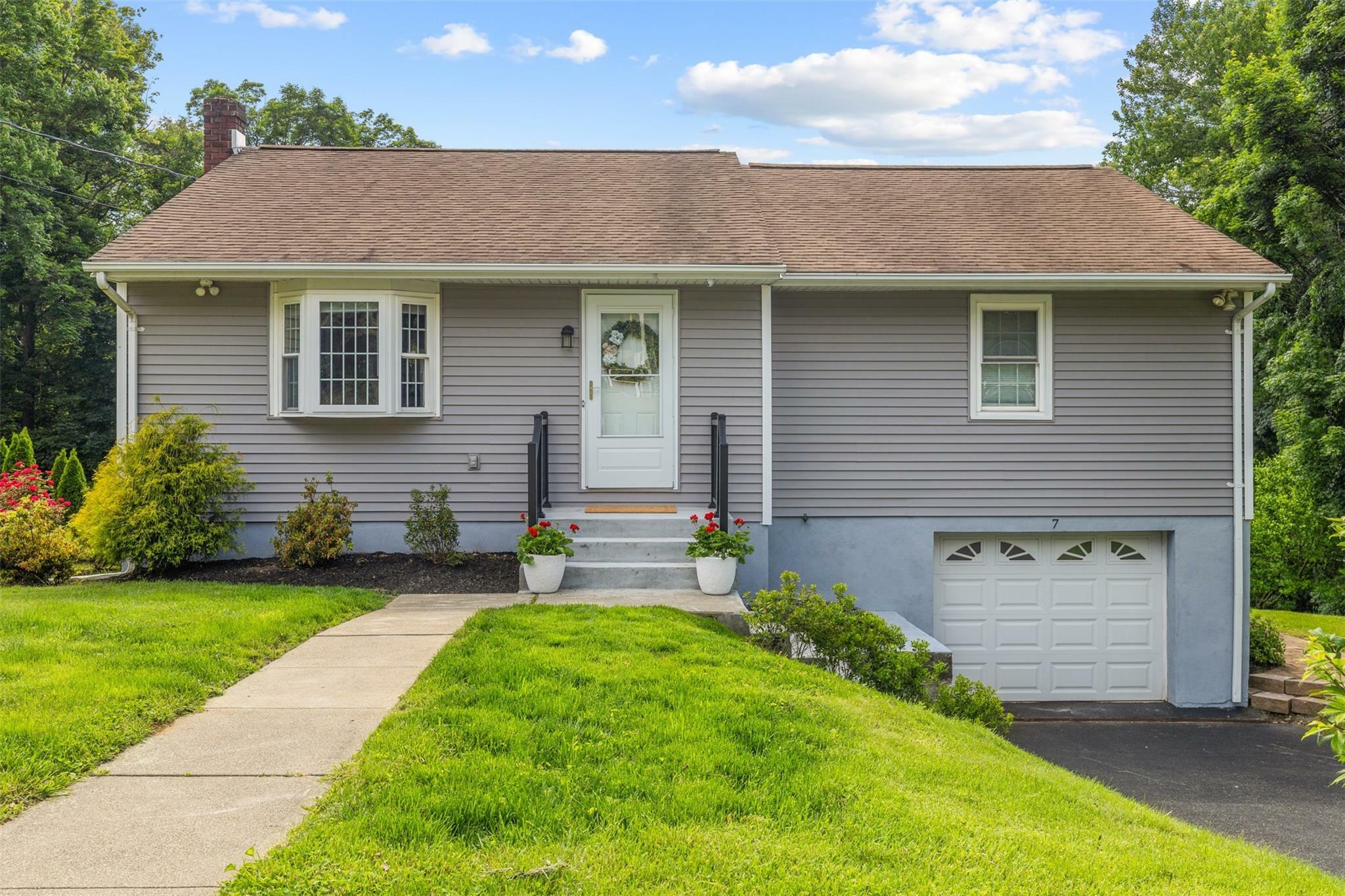 7 School Street  Cortlandt Manor NY 10567 photo