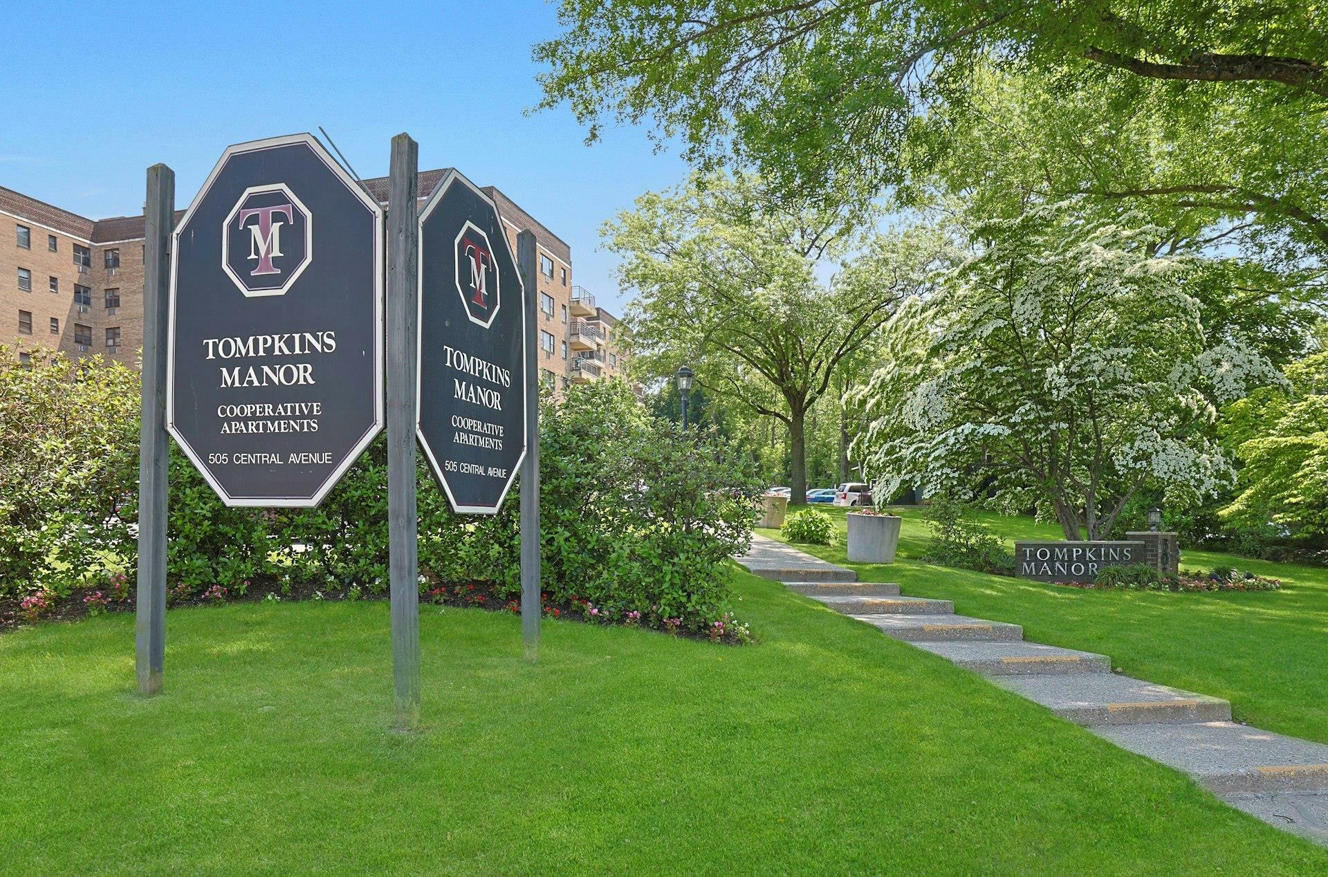Property Photo: 505 Central Avenue 510 NY 10606
