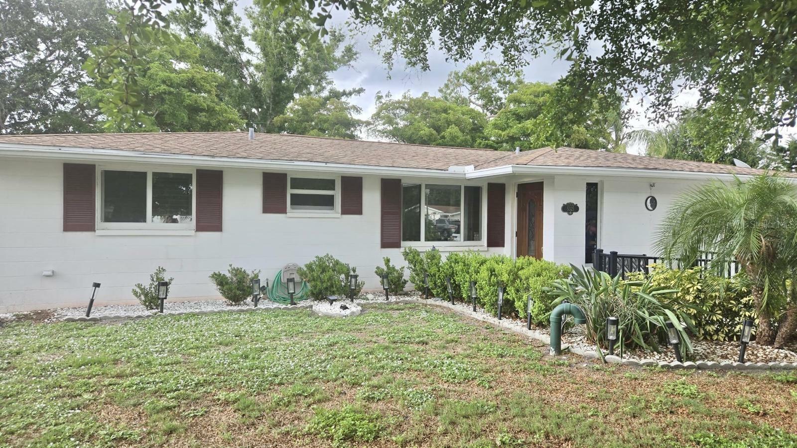 5325 Murdock Avenue  Sarasota FL 34231 photo