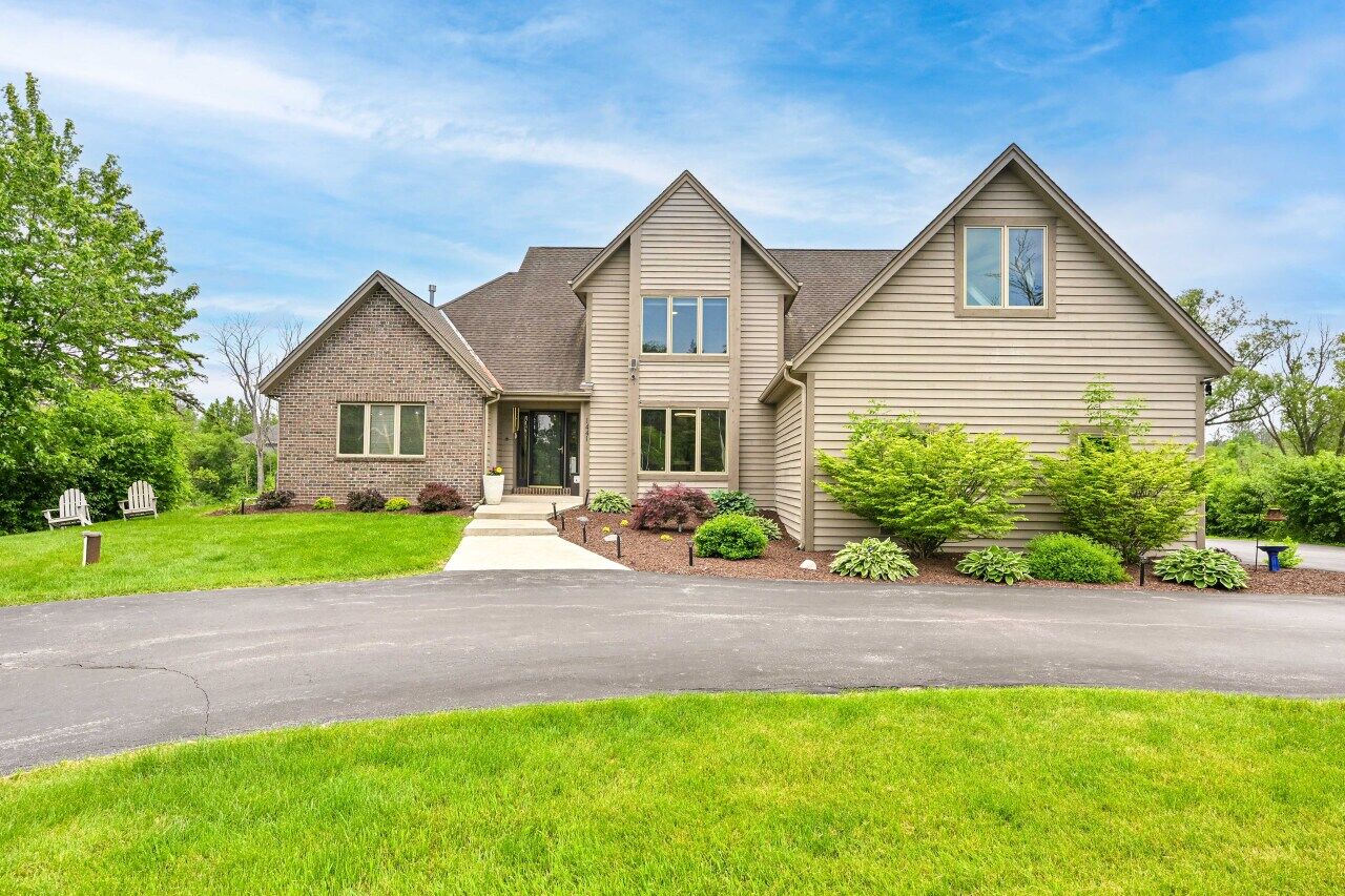 Property Photo: 1441 W County Line Rd WI 53217