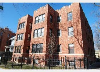 Property Photo: 7206 N Wolcott Avenue 3C IL 60626