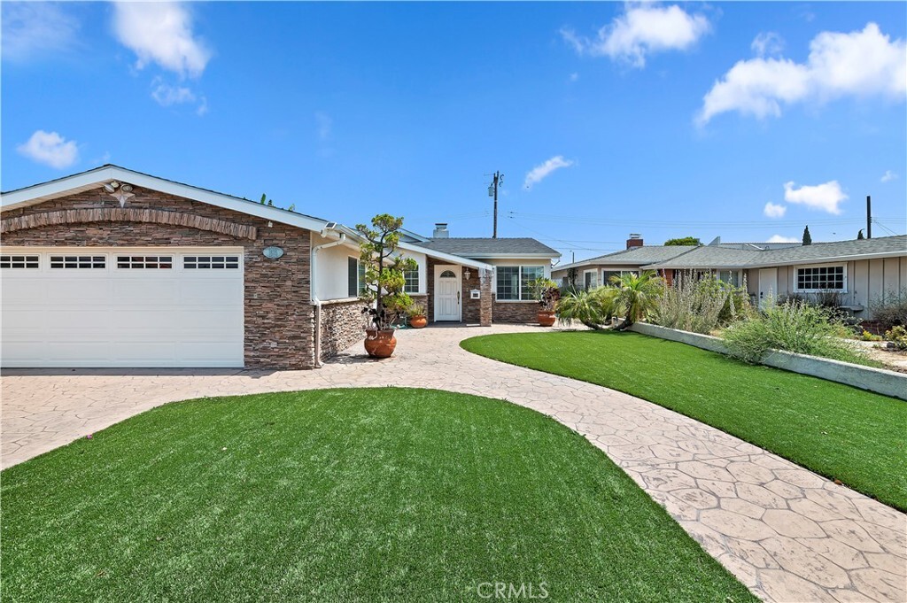 Property Photo: 1825 Leola Street CA 90717
