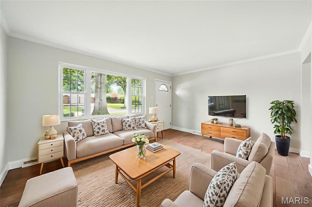 Property Photo: 909 Salem Way MO 63021