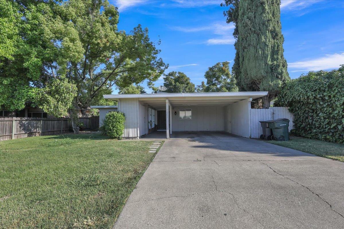 Property Photo:  2021 W Swain Road  CA 95207 