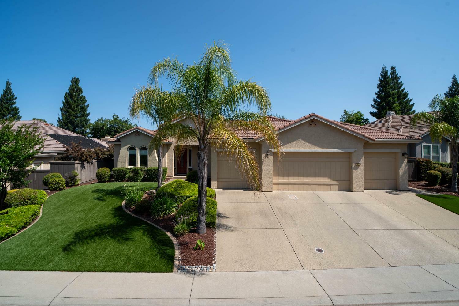 Property Photo:  1433 Oak Hill Way  CA 95661 