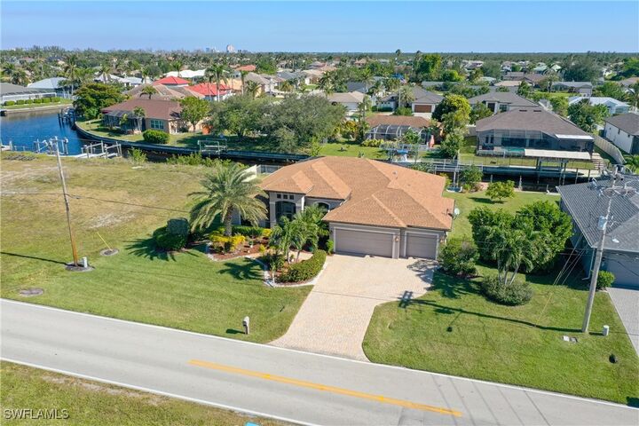2127 SE 17th Place  Cape Coral FL 33990 photo
