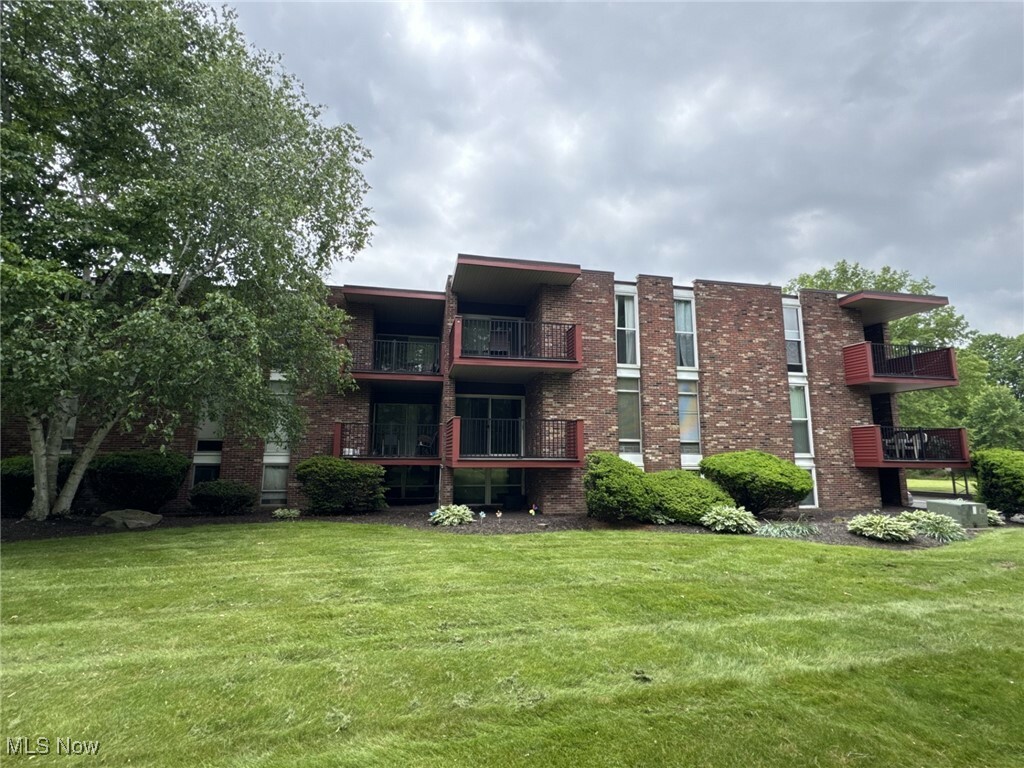 2540 N River Road NE C7  Warren OH 44483 photo