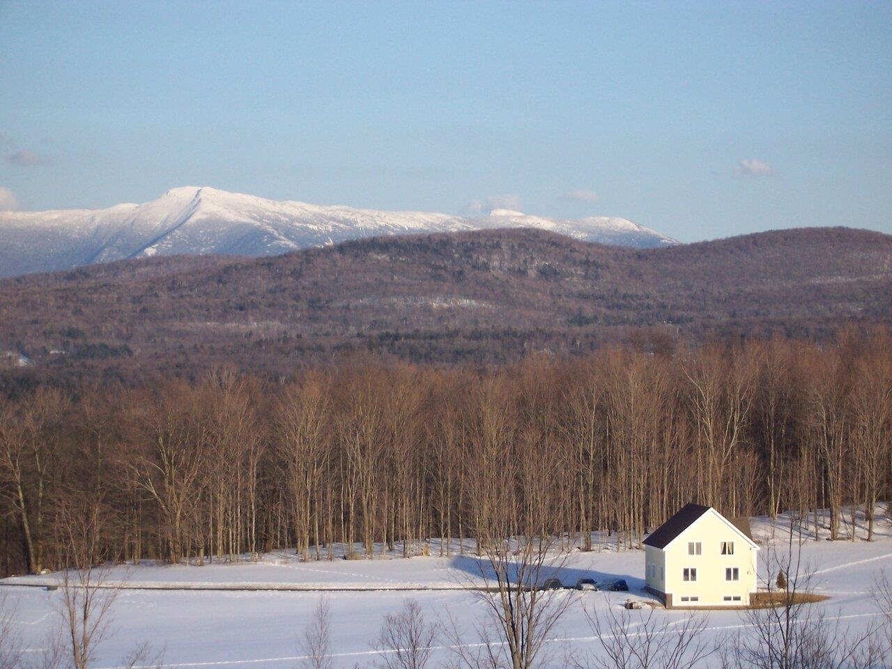 Property Photo: 320 Woods Hollow Road VT 05494