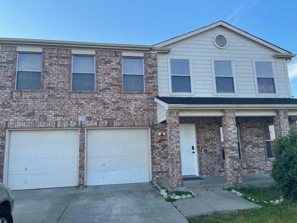 1300 Dundee Drive  Arlington TX 76002 photo