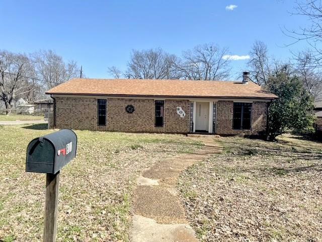 Property Photo: 801 S Burdette Avenue TX 75090