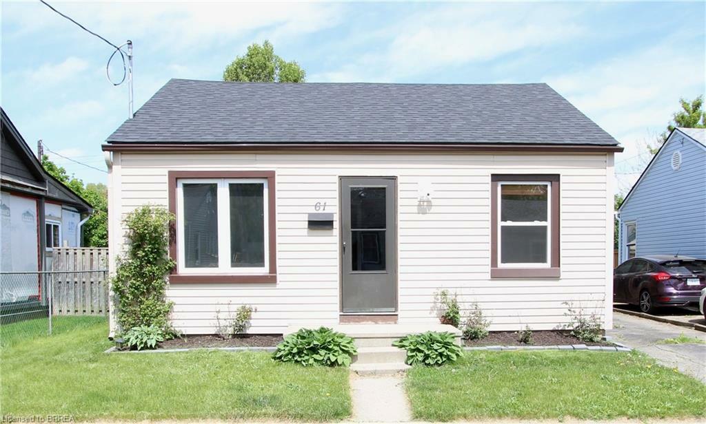 61 Ninth Avenue  Brantford ON N3S 1E3 photo
