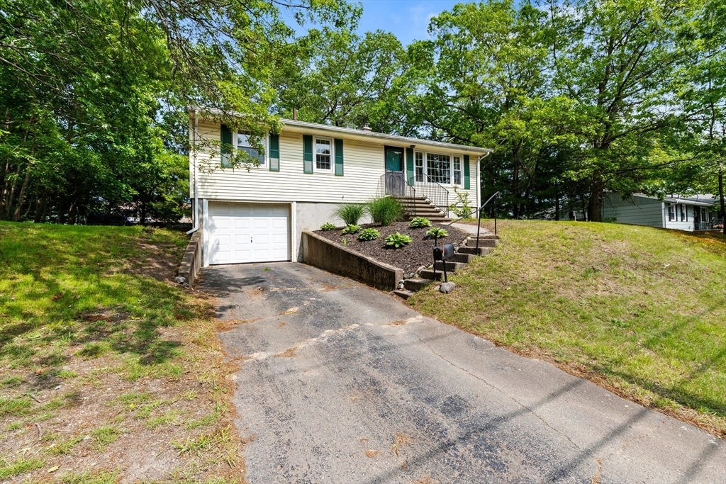 Property Photo:  3 Pontiac Rd  MA 01960 