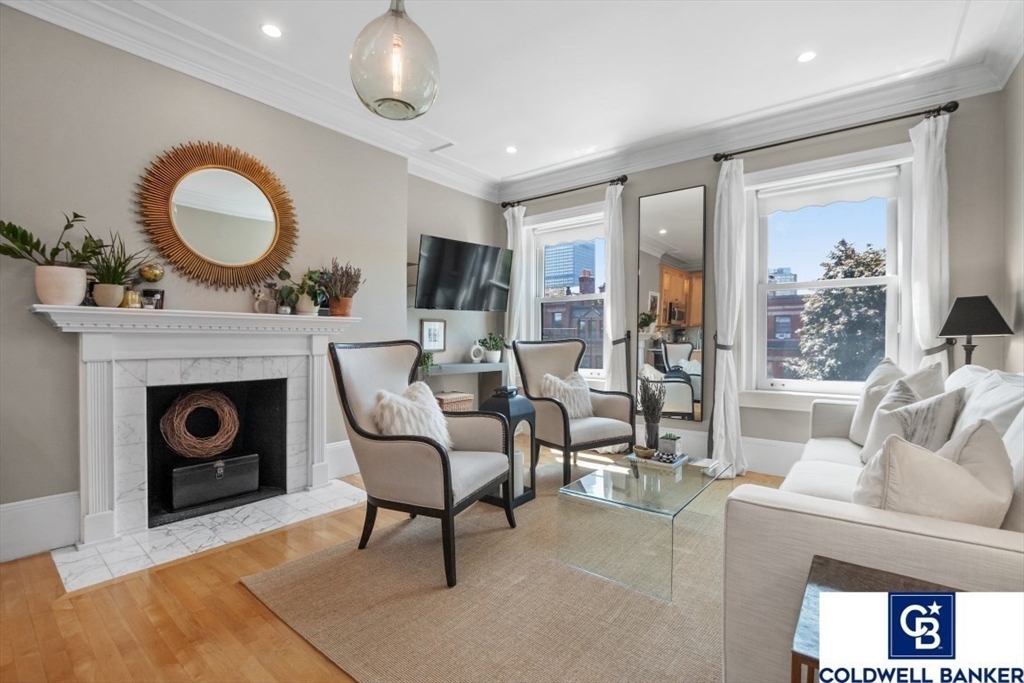 Property Photo: 395 Marlborough St 9 MA 02115
