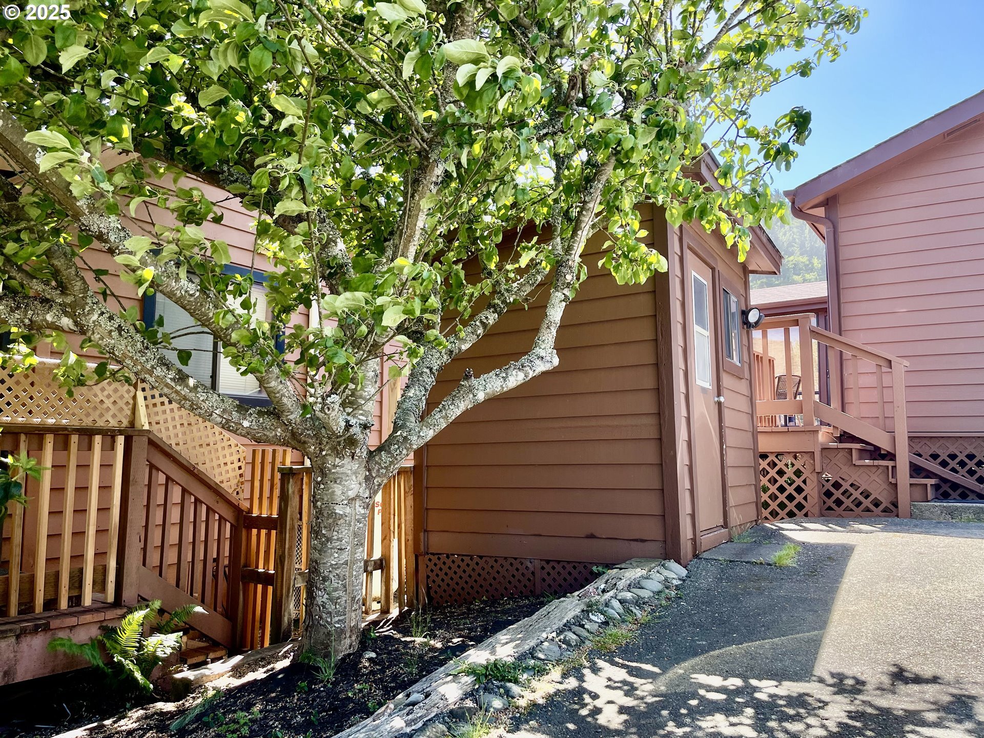 Property Photo:  19921 Whaleshead Rd I 3  OR 97415 
