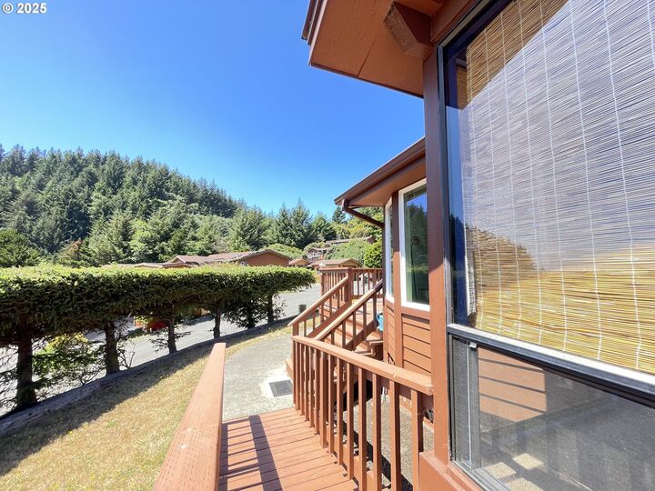 Property Photo:  19921 Whaleshead Rd I 3  OR 97415 