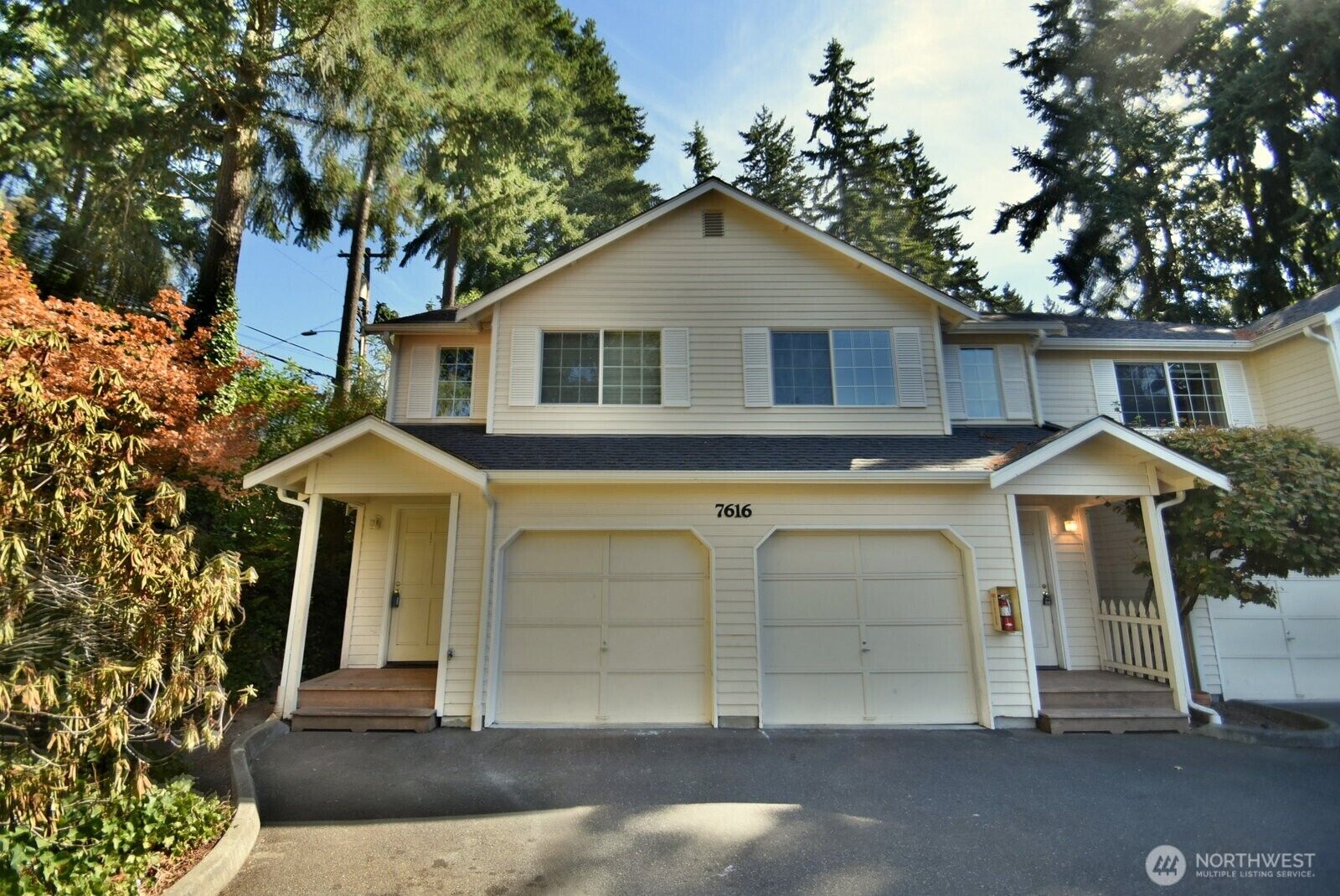 Property Photo:  7616  200th Street SW 1  WA 98026 