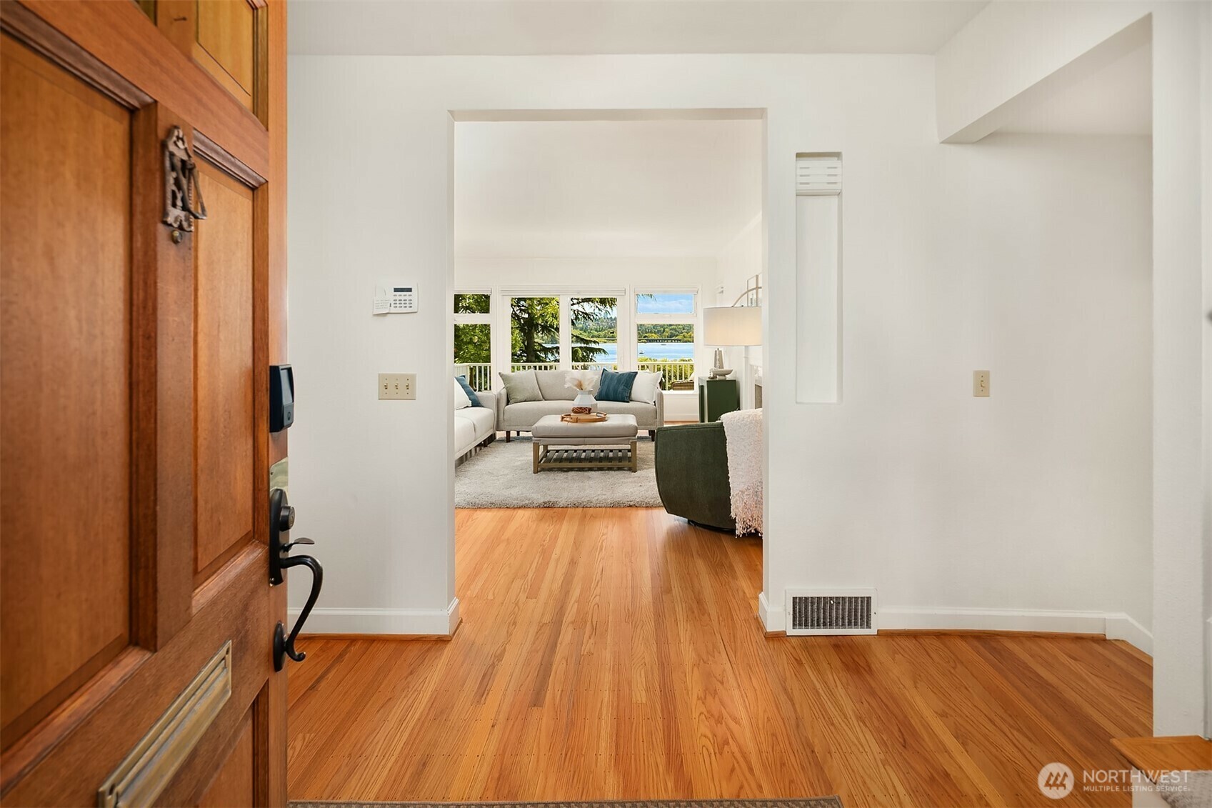 Property Photo:  4125 NE Surber Drive  WA 98105 