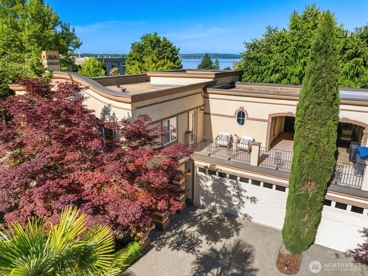 MLS#2385782: 6201 101st Court NE Kirkland WA 98033