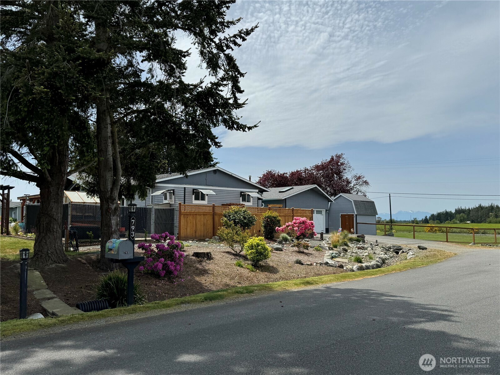 Property Photo: 793 Starwana Court WA 98277
