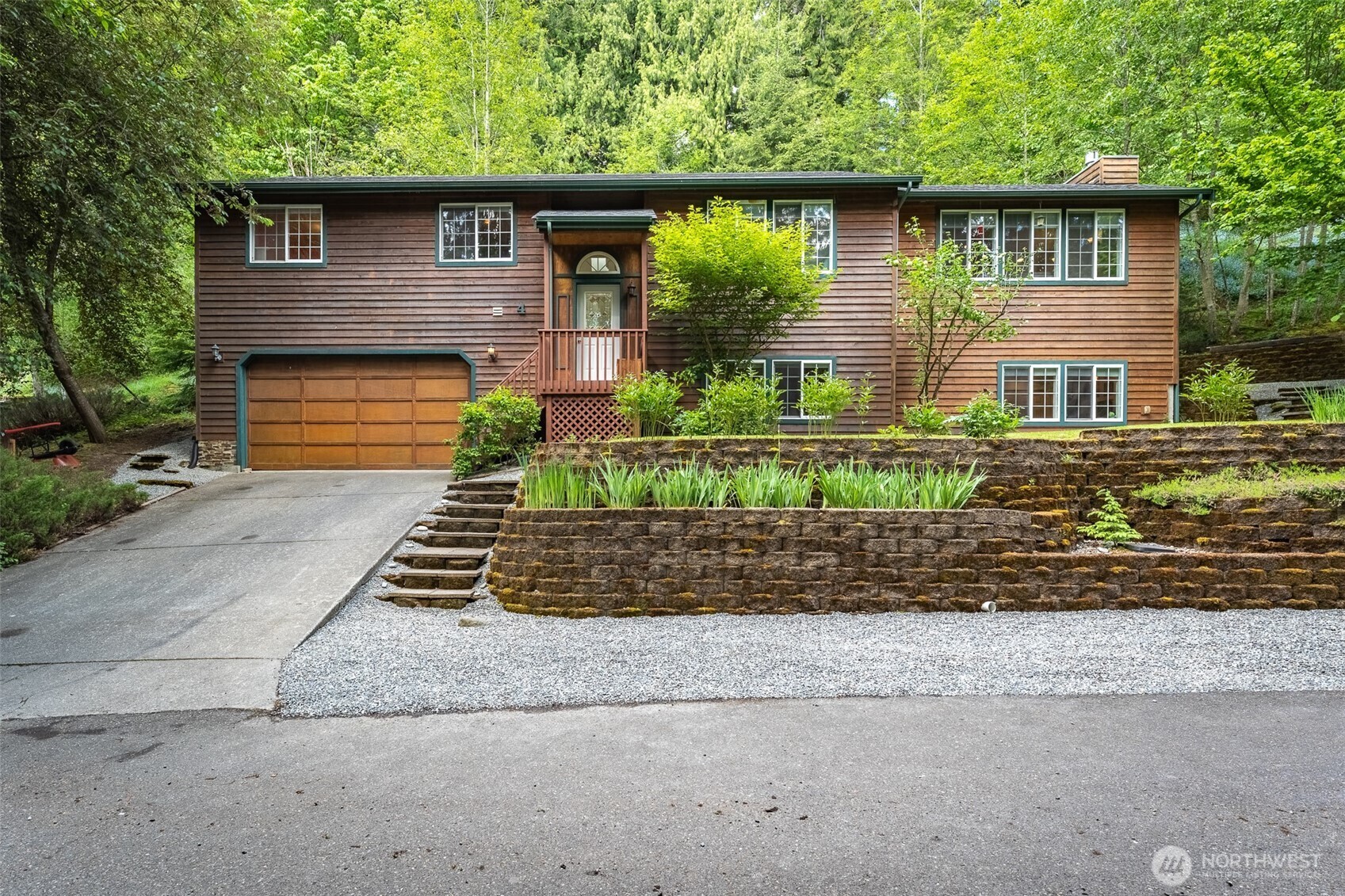 Property Photo: 4 Alder Court WA 98229