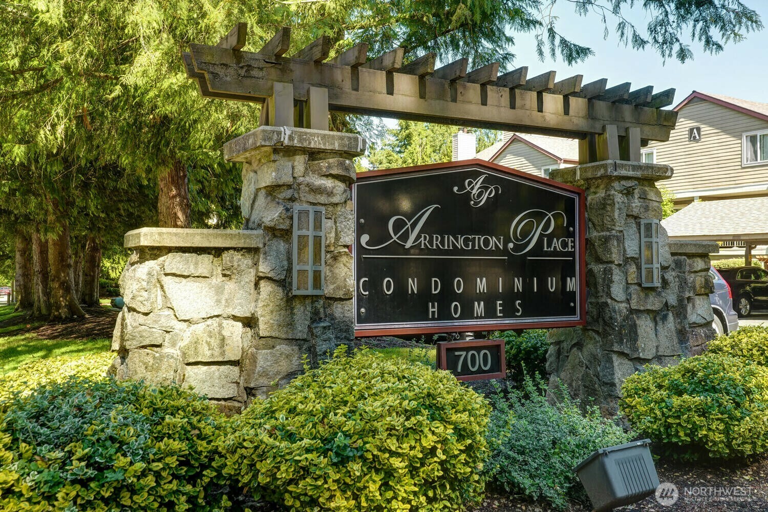 Property Photo: 700 Front Street S E103 WA 98027