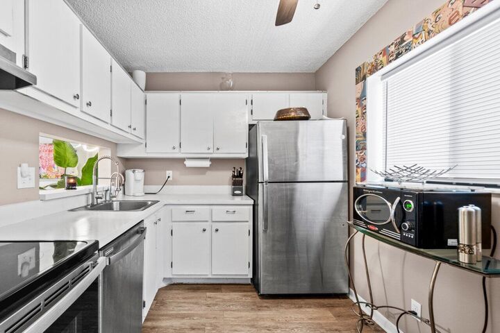 5100 Las Verdes Circle 316  Delray Beach FL 33484 photo
