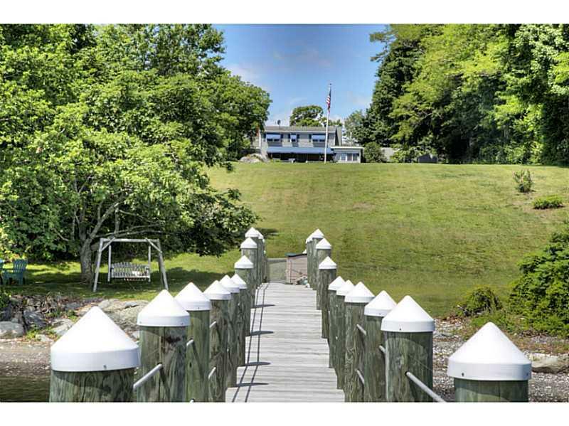 457 Poppasquash Road  Bristol RI 02809 photo