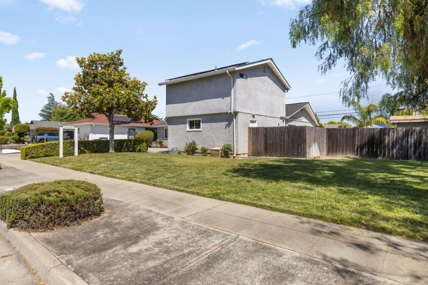 Property Photo:  1795 Foxworthy Avenue  CA 95124 