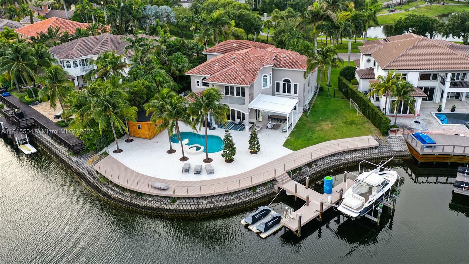 1260 Harbor Ct  Hollywood FL 33019 photo