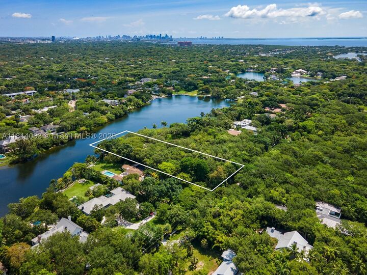 Property Photo:  5355 Hammock Dr  FL 33156 