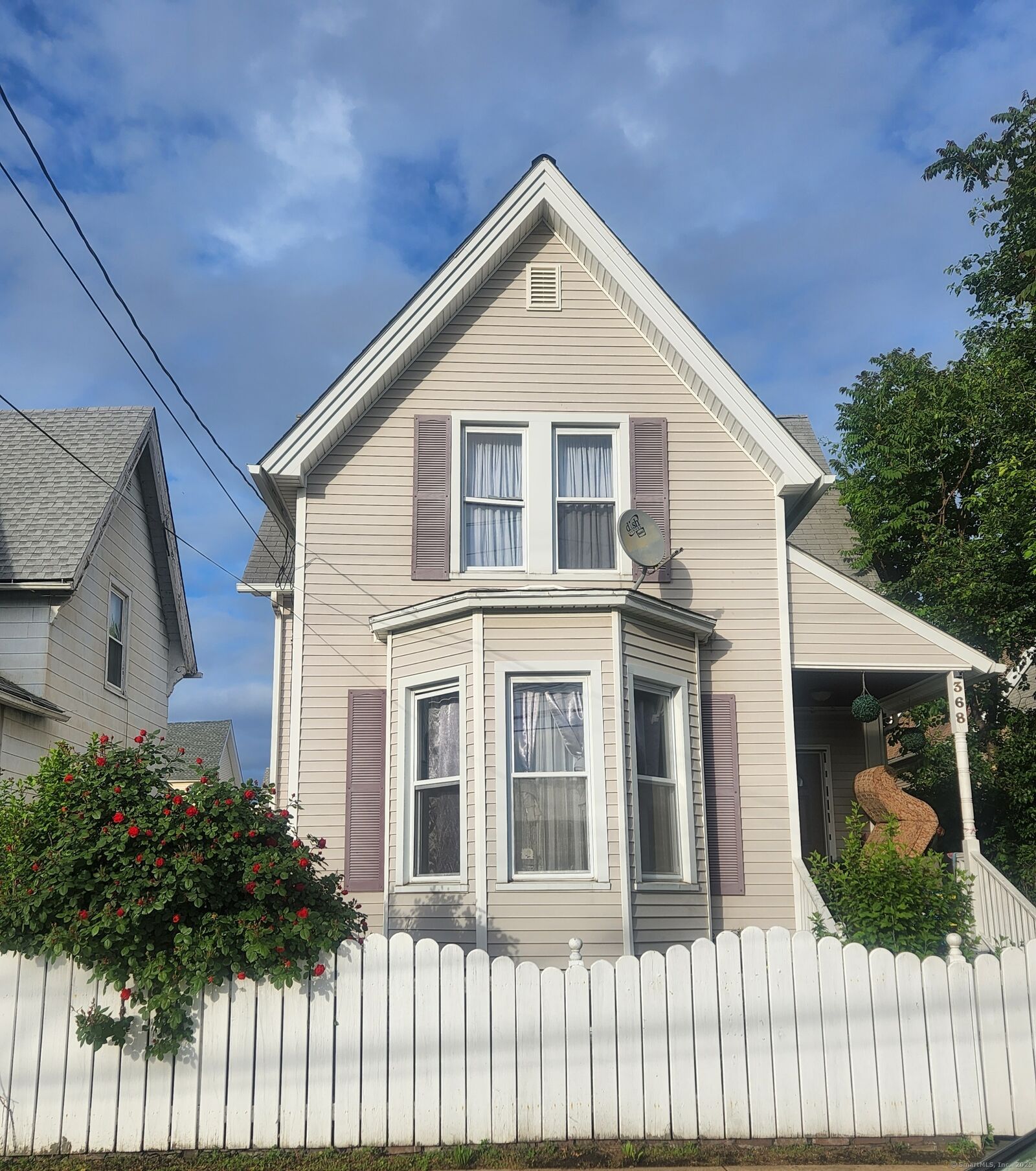 Property Photo:  368 Broad Street  CT 06604 