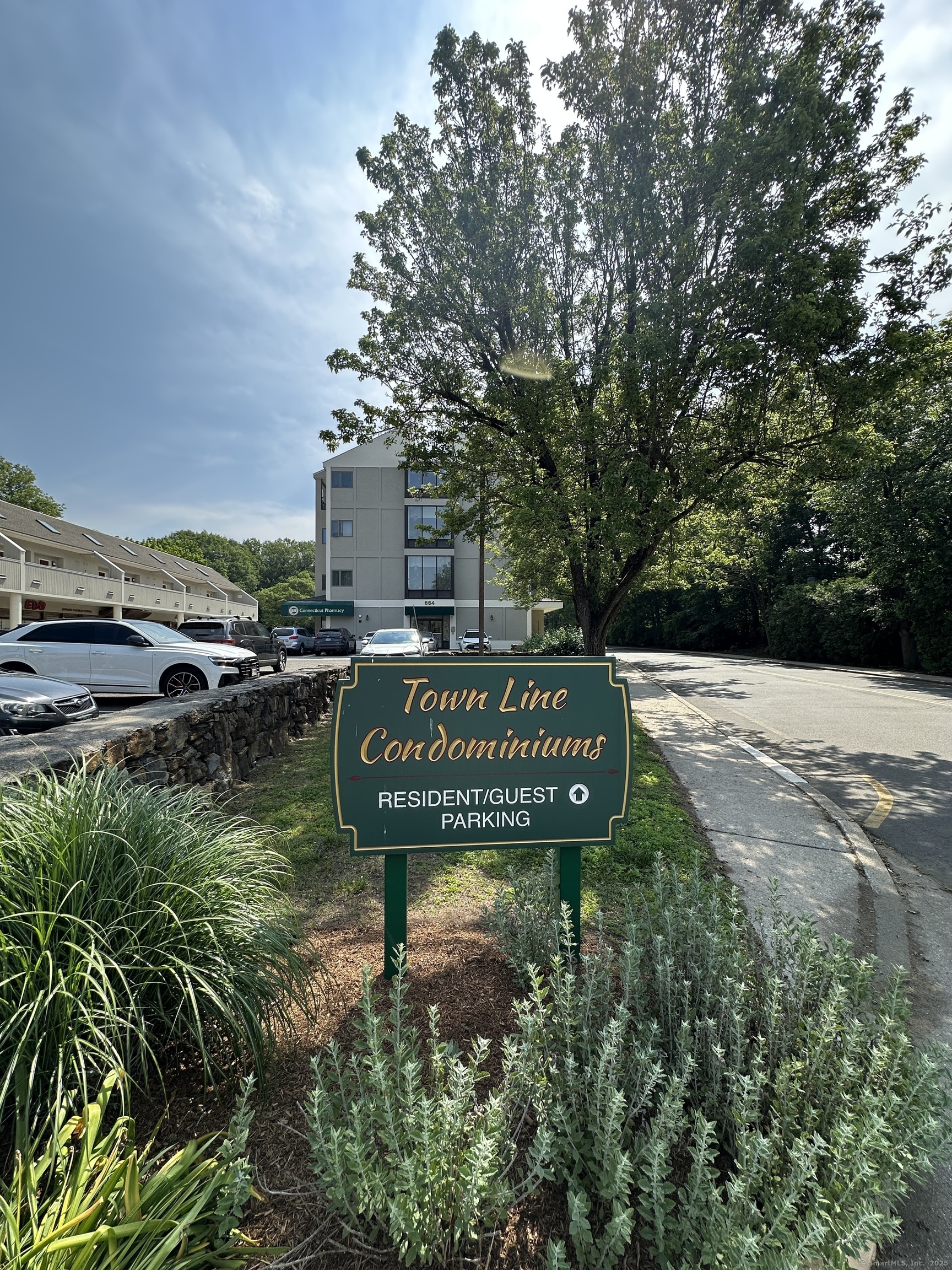 Property Photo: 664 Main Avenue Apt 302 CT 06851