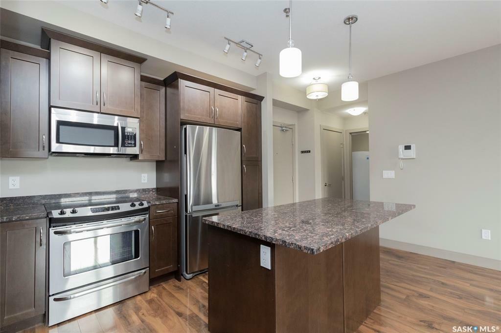 Property Photo:  115 Willowgrove Crescent 204  SK S7W 0N4 