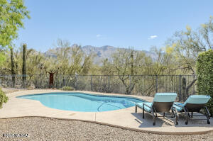 Property Photo:  5140 N Via Condesa  AZ 85718 
