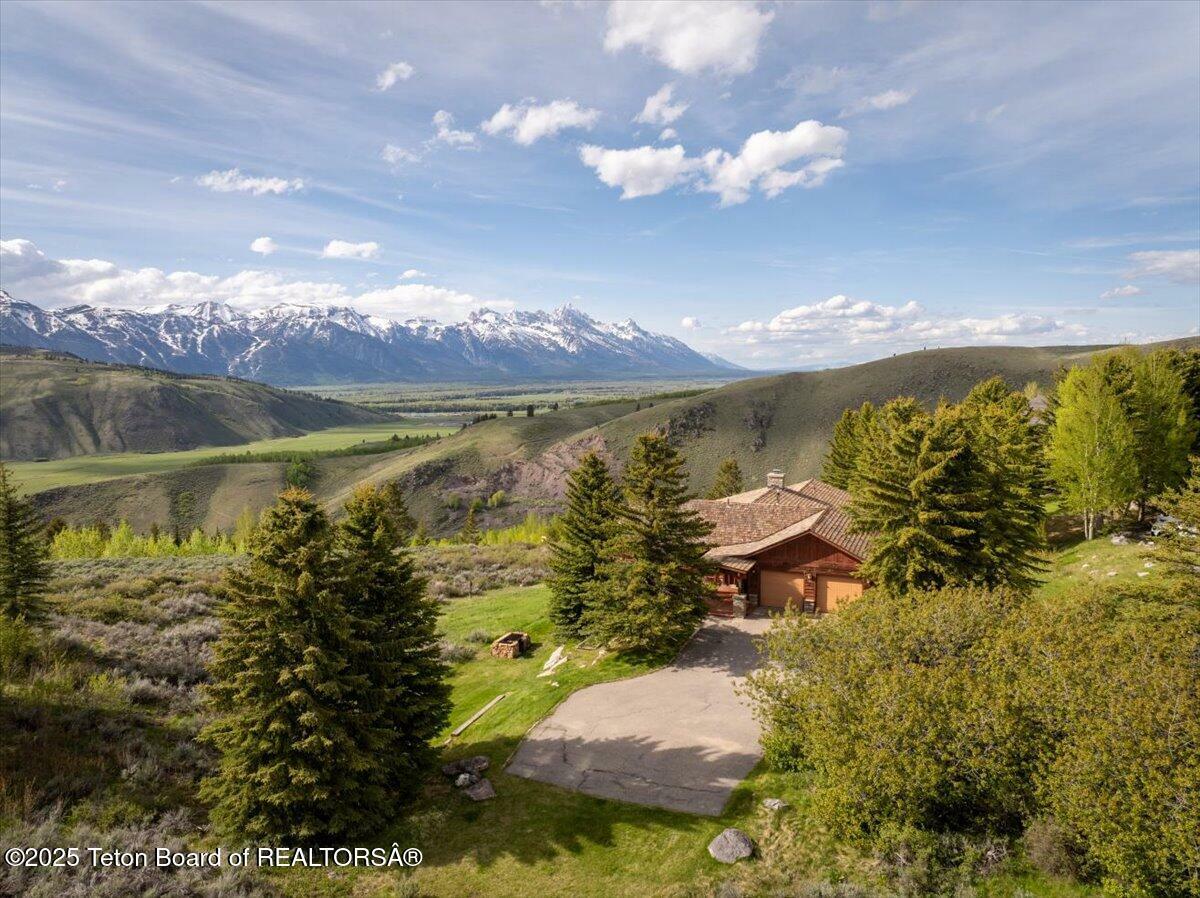 Property Photo: 195 W Wolf Drive WY 83001