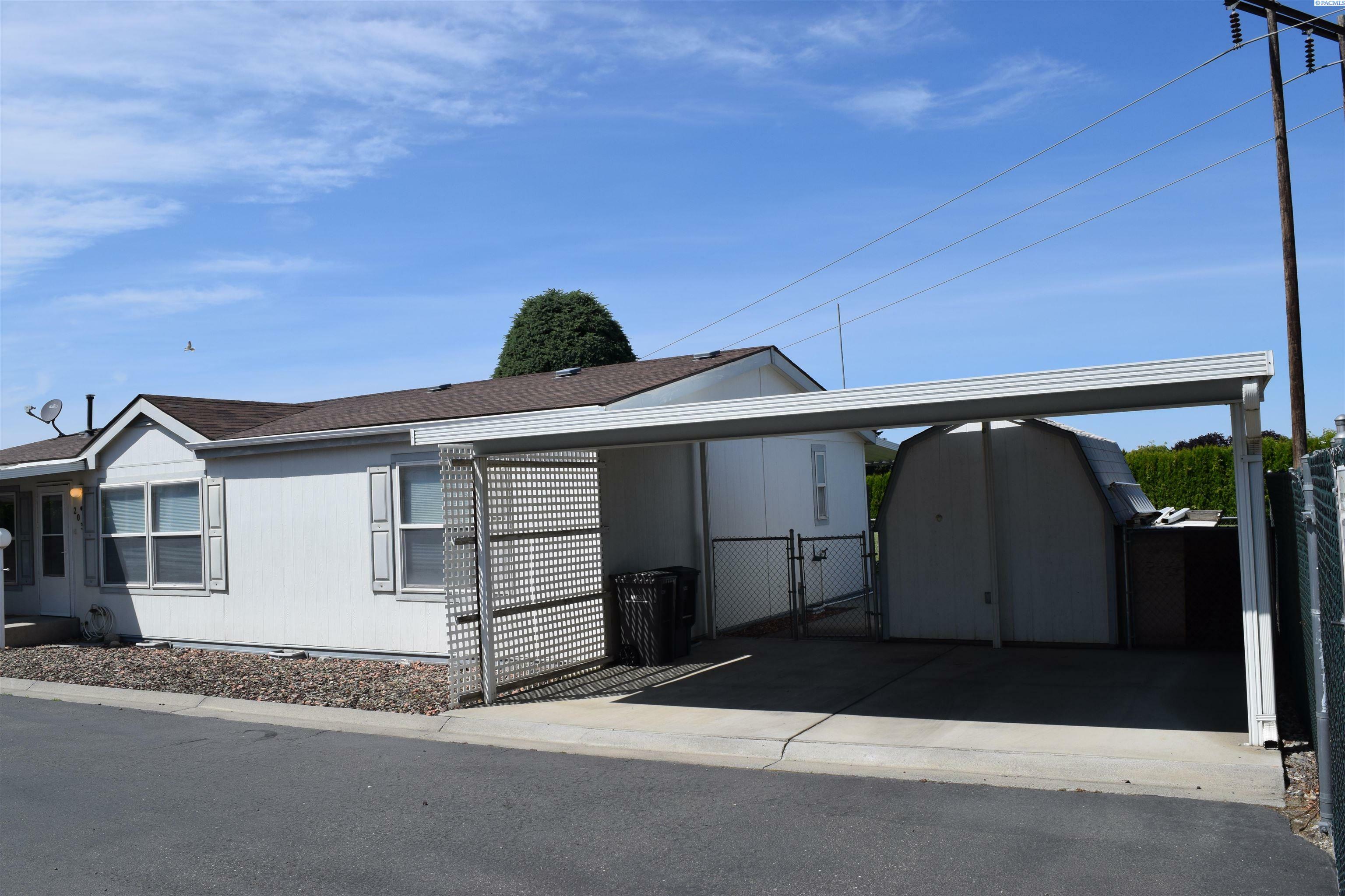 Property Photo: 7901 W Clearwater Ave 203 WA 99336