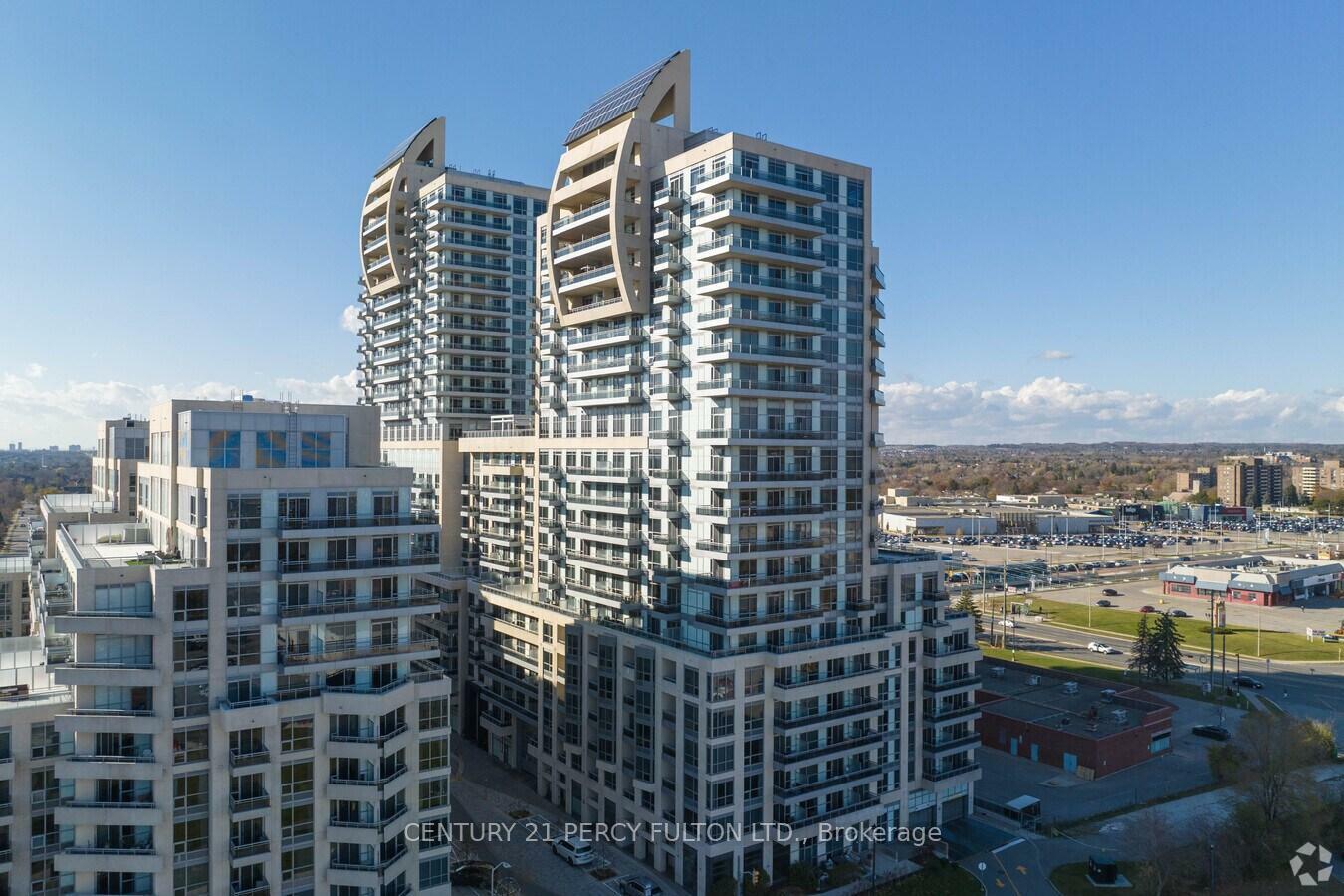 Property Photo: 9205 Yonge Street 1609 ON L4C 1V5