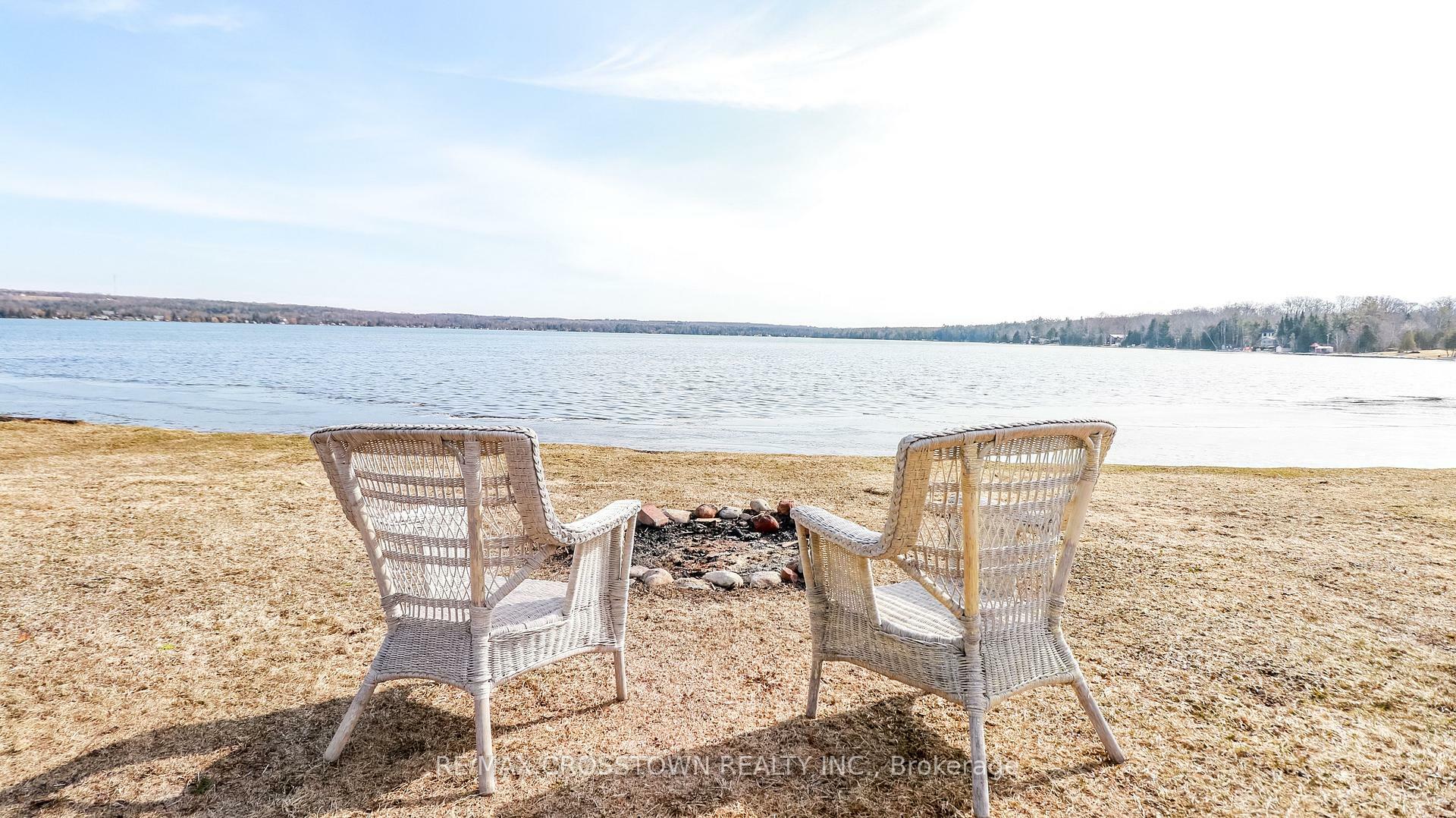 Property Photo: 3093 Sandy Bend ON L0L 1P0