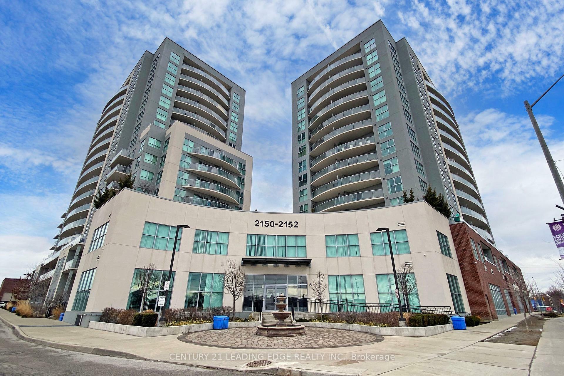 Property Photo:  2152 Lawrence E Avenue 207  ON M1R 3A8 