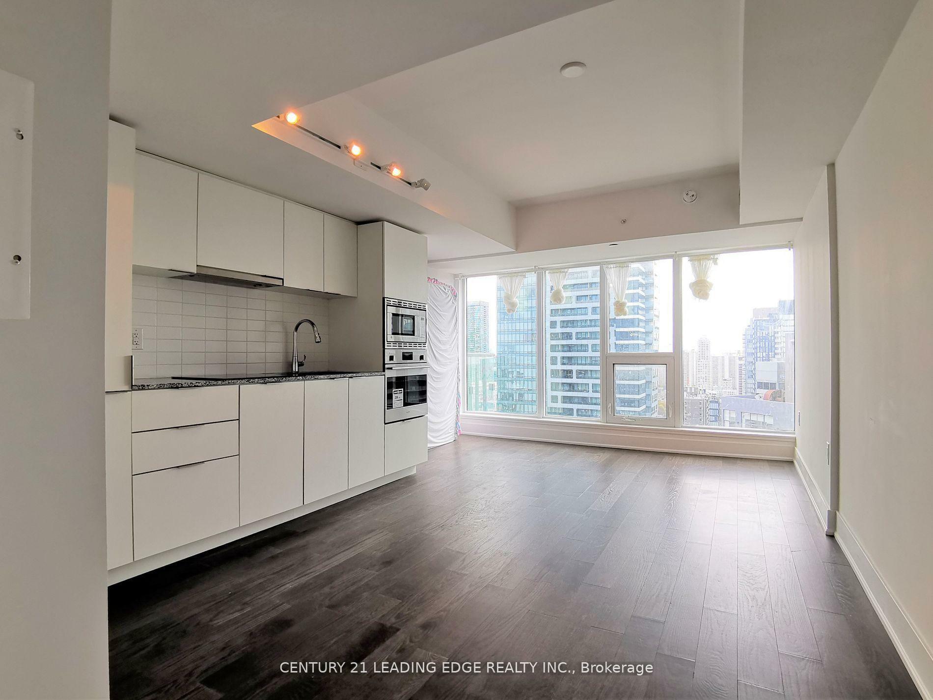 955 Bay Street 2915  Toronto ON M5S 2A2 photo