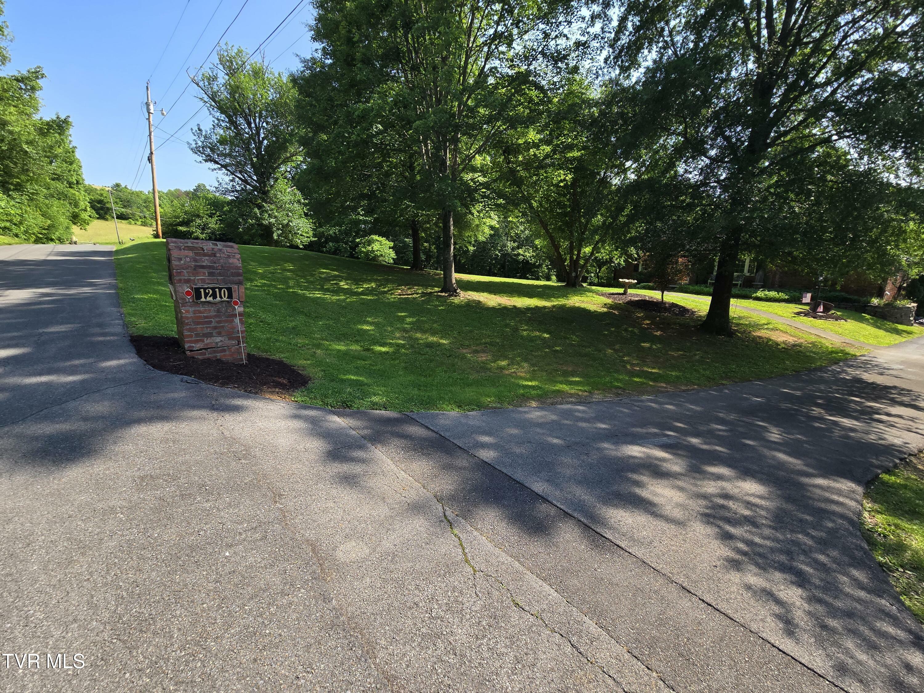 Property Photo: 1210 Riverview Drive TN 37643