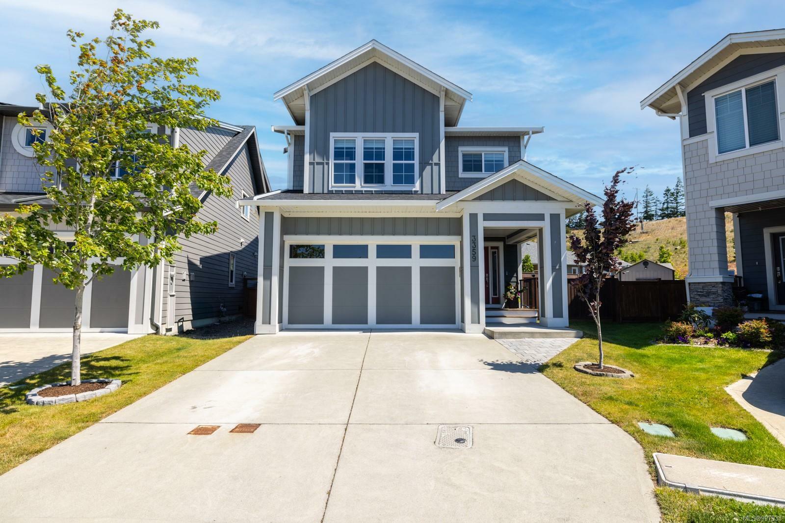 Photo de la propriété: 3359 Curlew St BC V9C 0P3