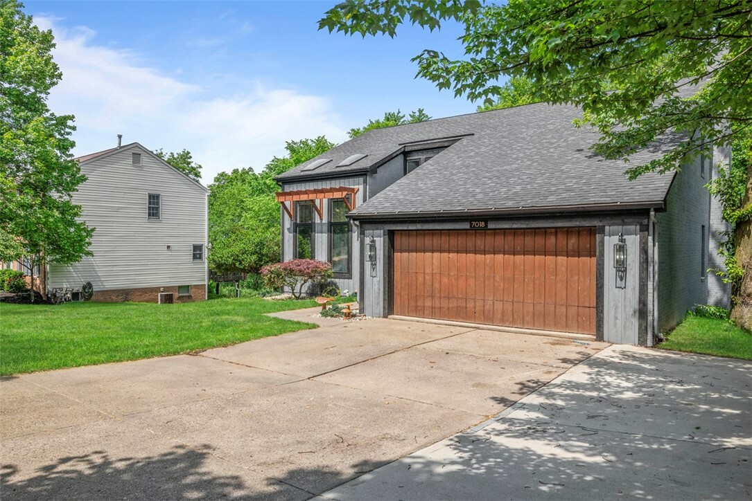 Property Photo: 7018 Franklin Rd PA 16046