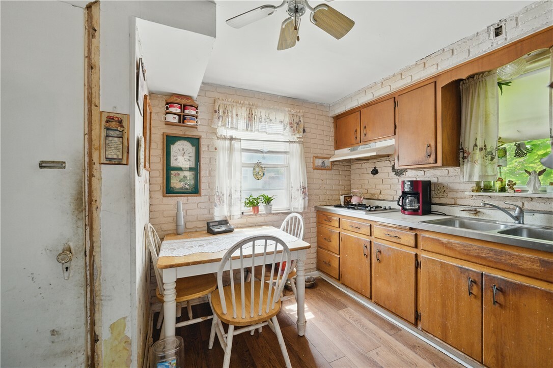 Property Photo: 3801 Merle St PA 15204