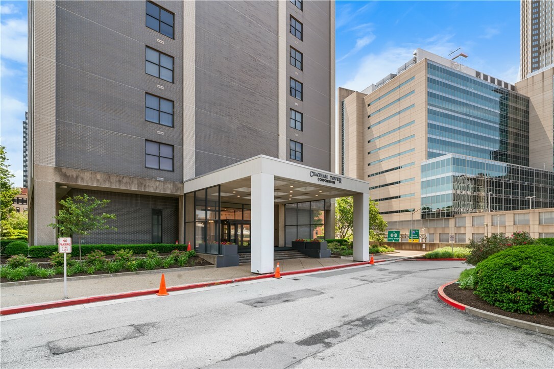 Property Photo: 112 Washington Pl 15G PA 15219
