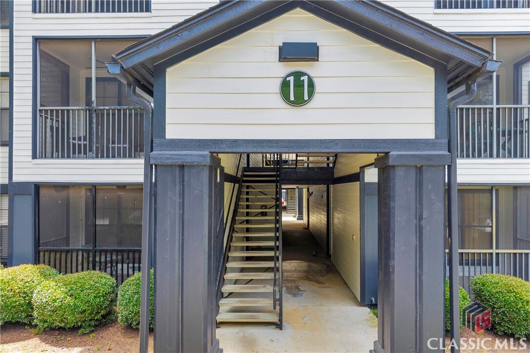 Property Photo: 211 North Avenue 1122 GA 30601