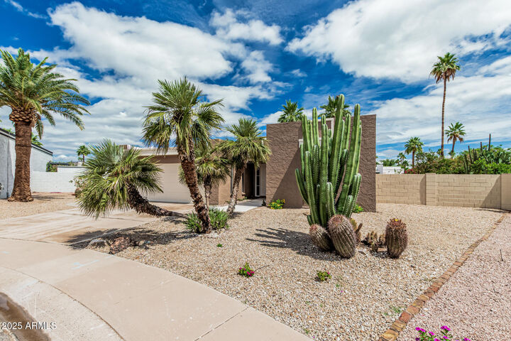 Property Photo:  5526 N 77th Way  AZ 85250 